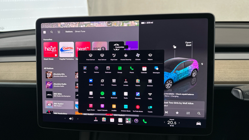 Tesla Model Y Dual Motor Performance Suv 4Wd Grey #16