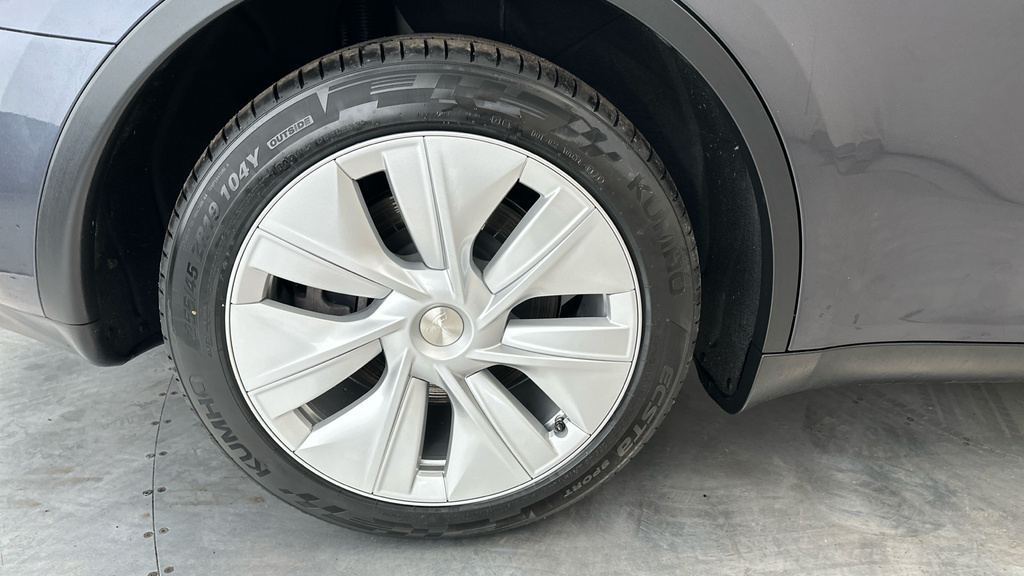 Tesla Model Y Dual Motor Performance Suv 4Wd Grey #26