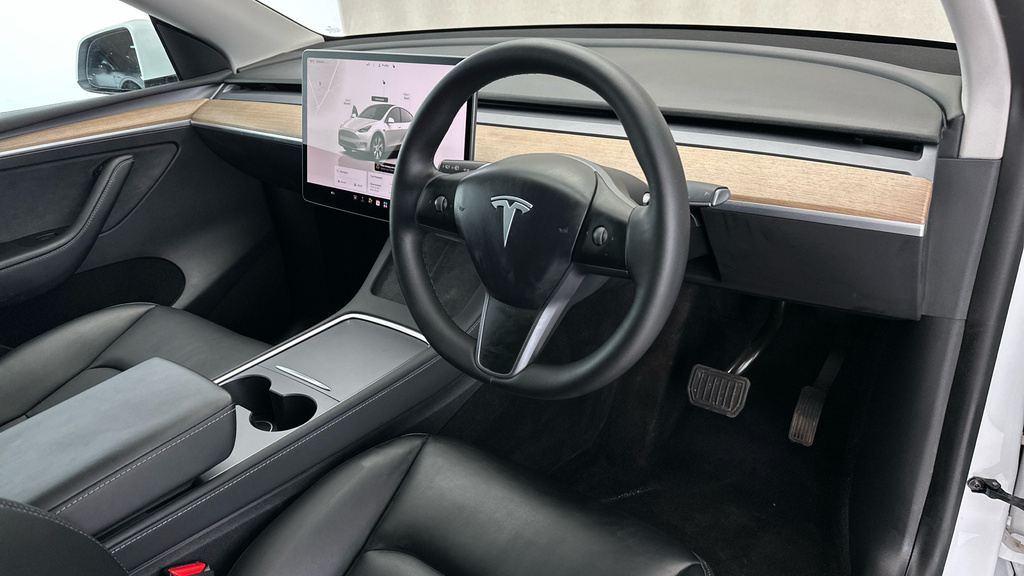 Tesla Model Y 2022 Dual Motor Long Range Suv Red #13
