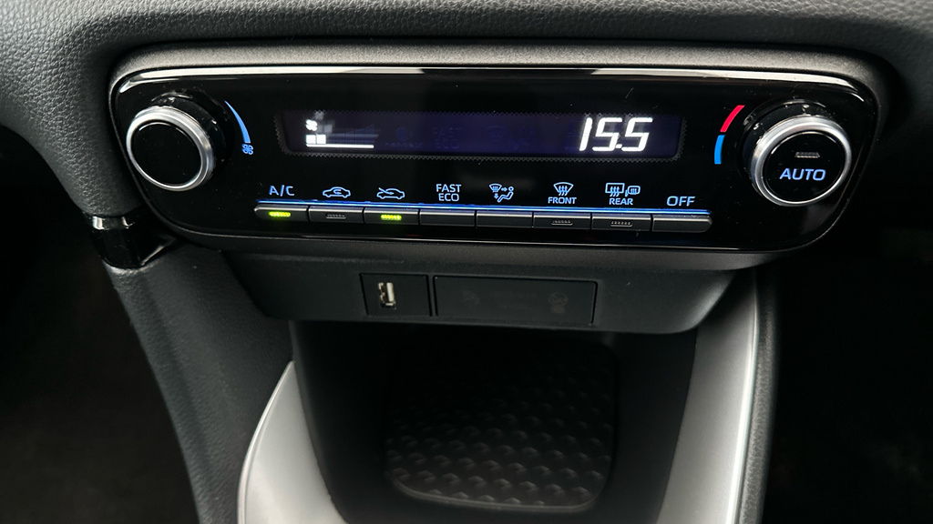 Mazda 2 2 Hybrid 1.5I Hybrid Agile Cvt Hatchback Grey #13