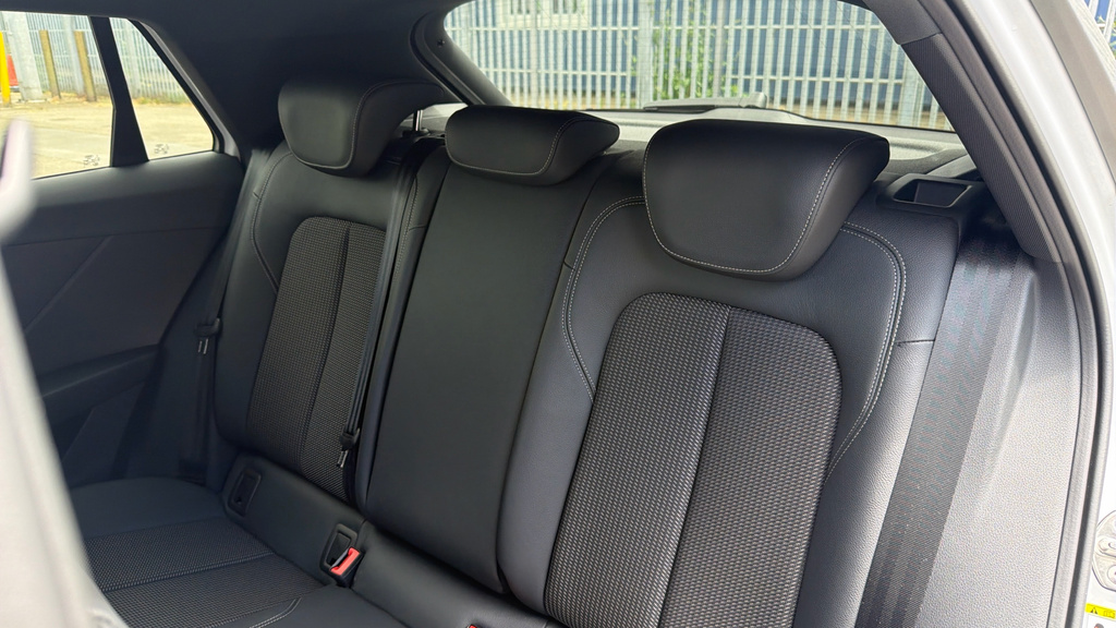 Audi Q2 35 Tfsi Black Edition S Tronic Tech Black #13