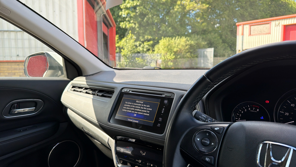 Honda Hr-V I-vtec Ex White #28