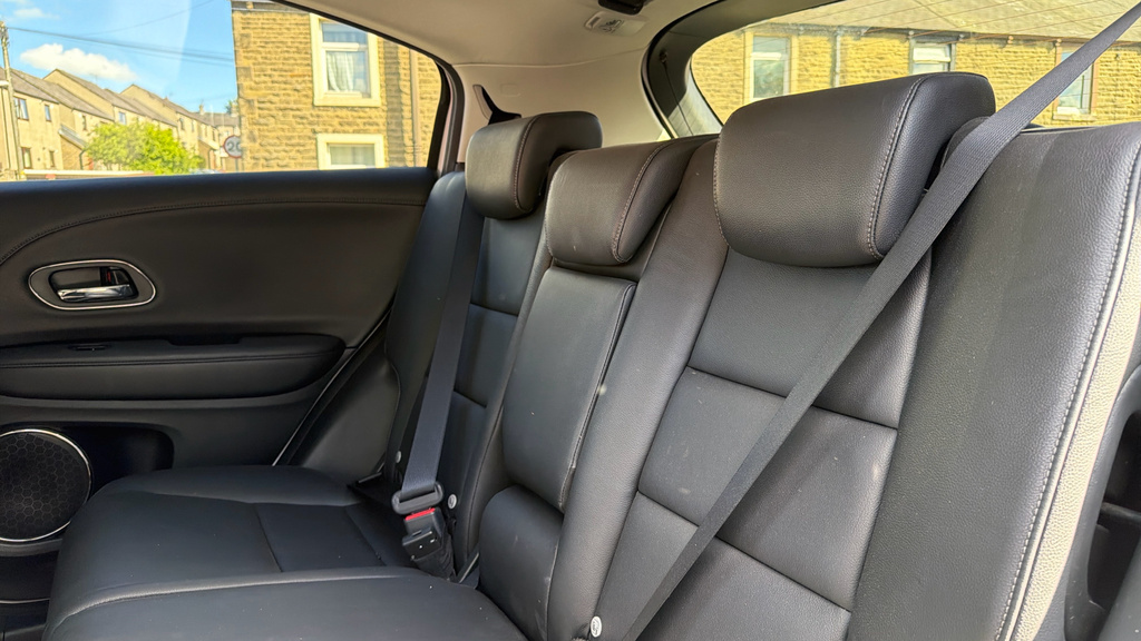 Honda Hr-V I-vtec Ex White #14