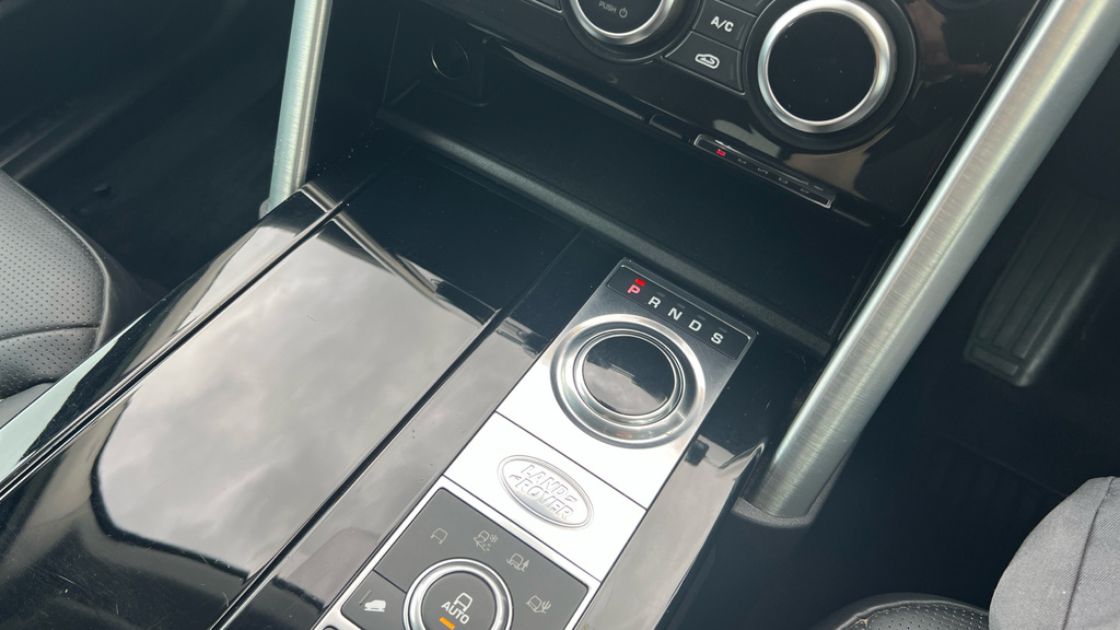 Land Rover Discovery Hse Luxury #31