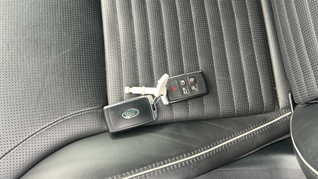 Land Rover Discovery Hse Luxury #21