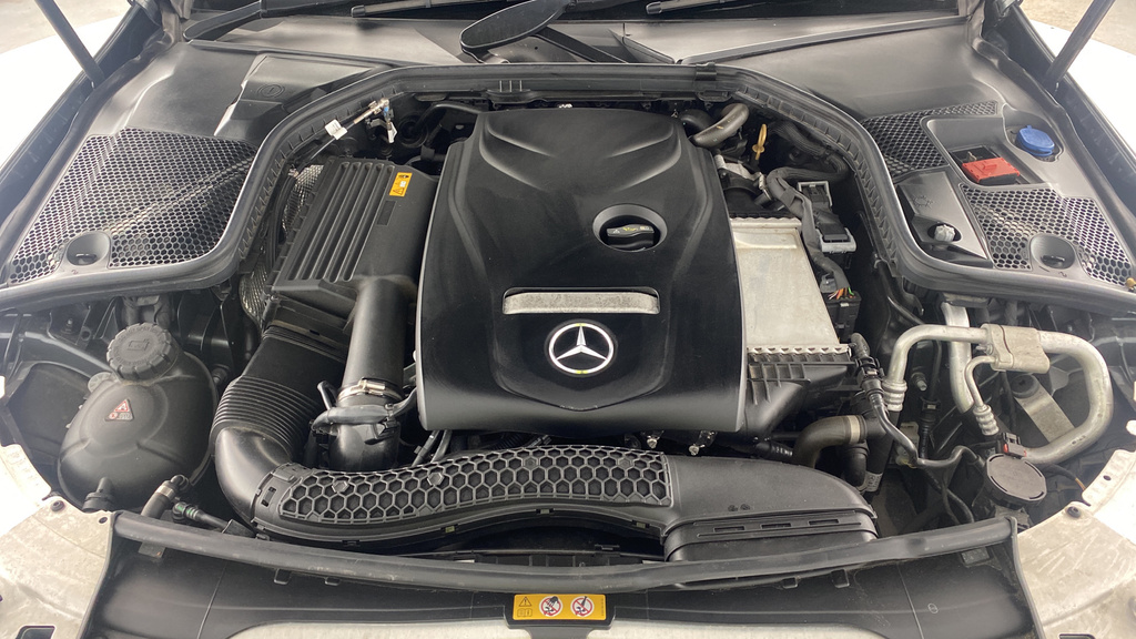Mercedes-Benz C Class 3L Amg Black #30