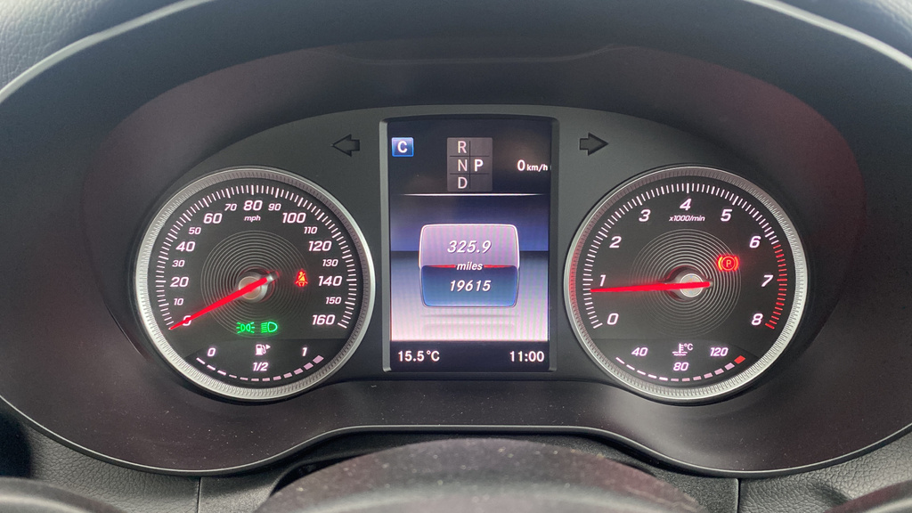 Mercedes-Benz C Class 3L Amg Black #25