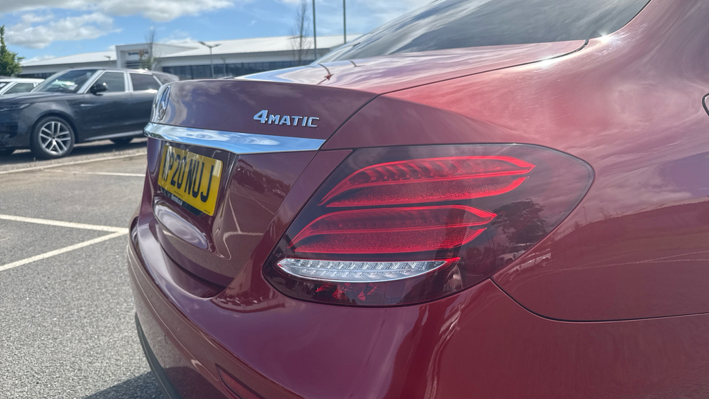 Mercedes-Benz E Class E400d 4Matic Amg Line Premium 9G-tronic Grey #32