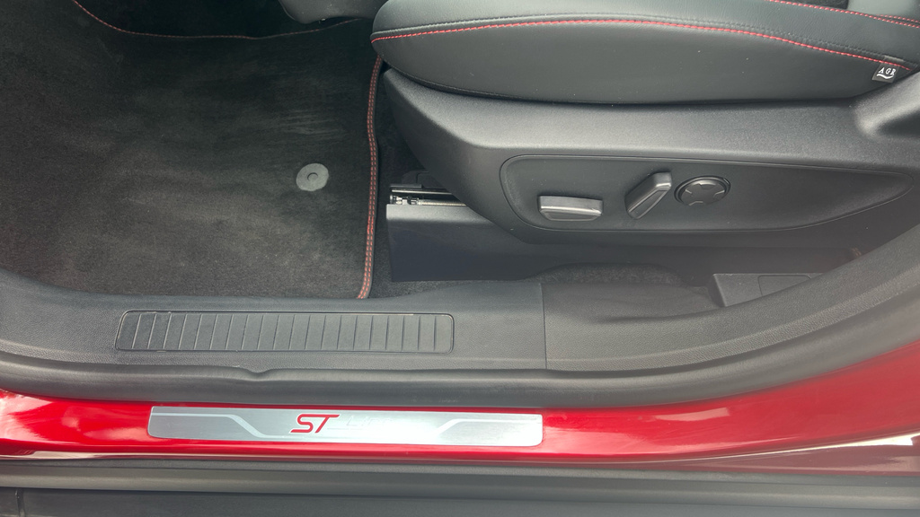 Ford Kuga 2.5 Phev St-line X Cvt Blue #36
