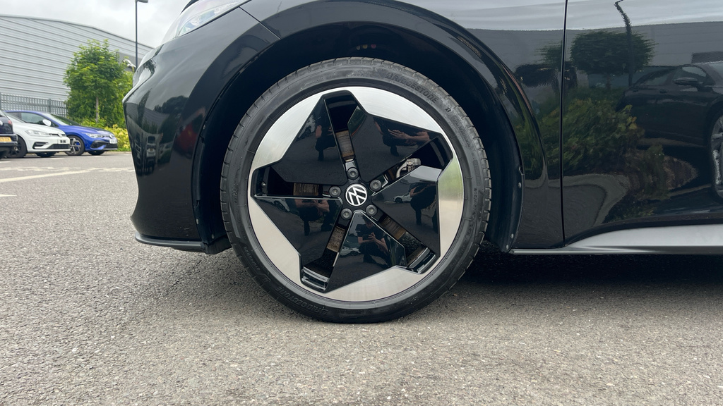 Volkswagen ID.3 Match Pro S Black #18