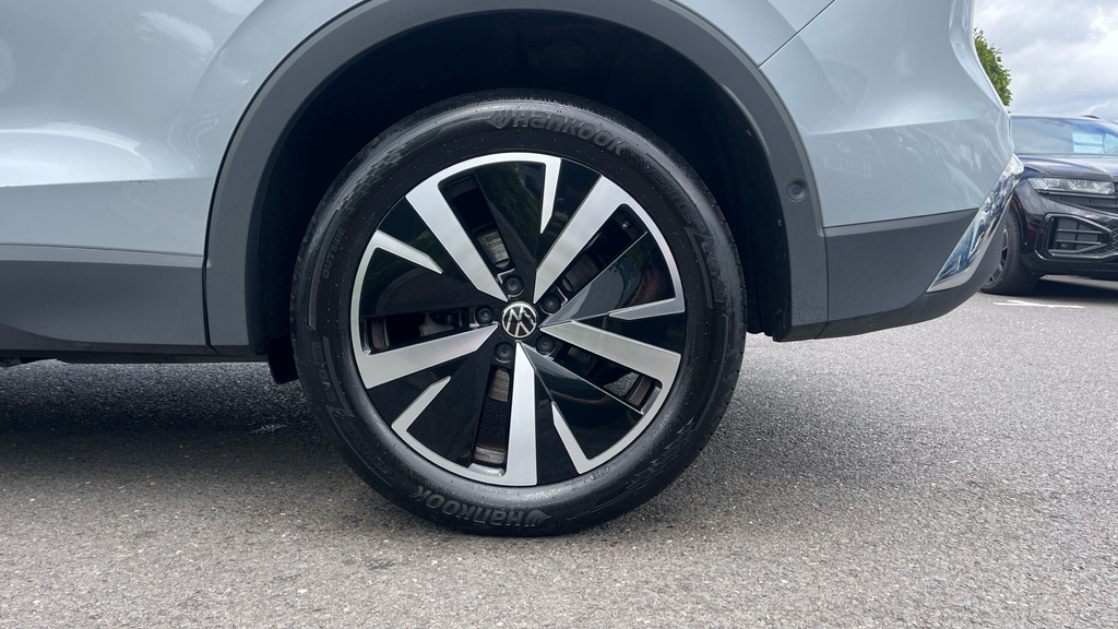 Volkswagen Tiguan Life White #19