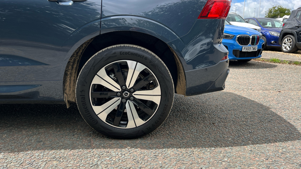 Volvo XC60 Ultra Blue #23