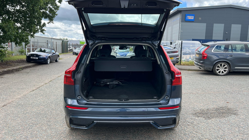 Volvo XC60 Ultra Blue #18