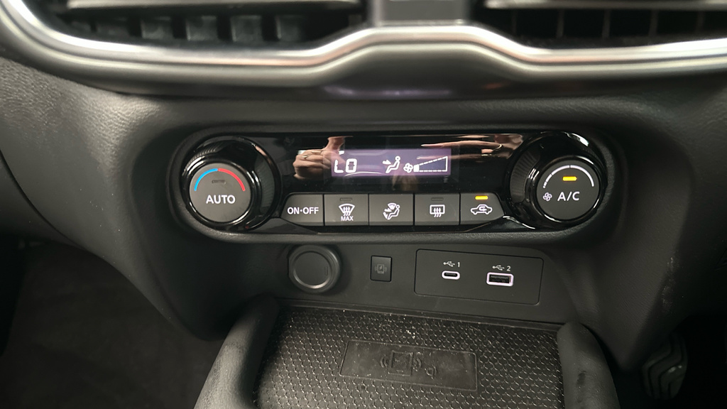 Nissan Juke N-connecta Blue #15
