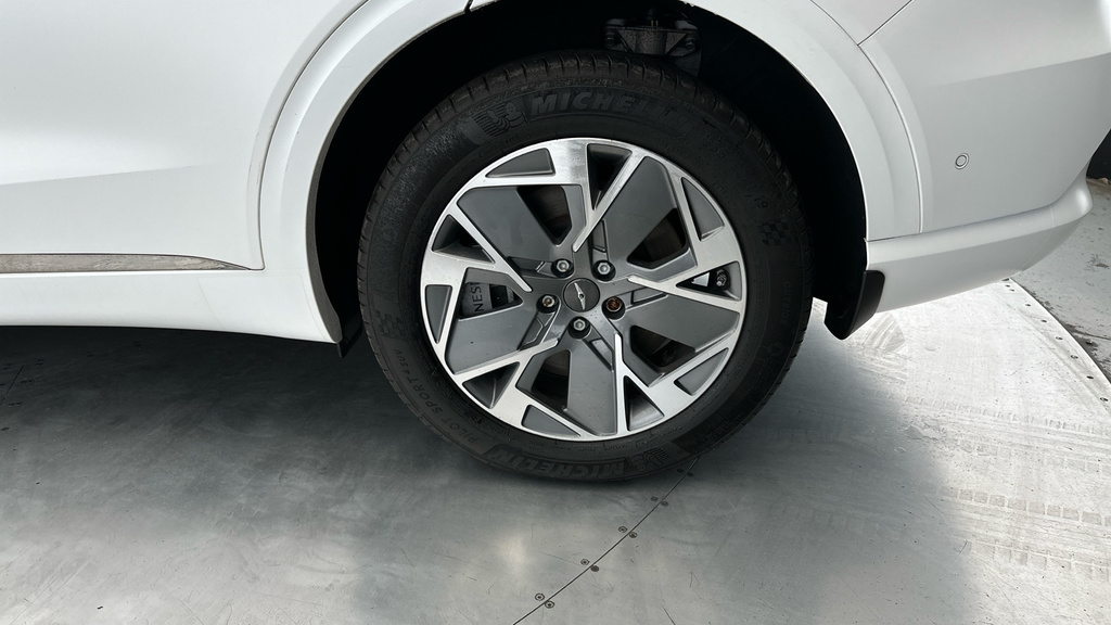 Genesis GV70 360Kw Awd Sport Innovation Pack White #24