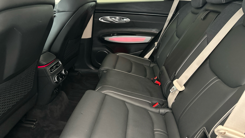 Genesis GV70 360Kw Awd Sport Innovation Pack White #20