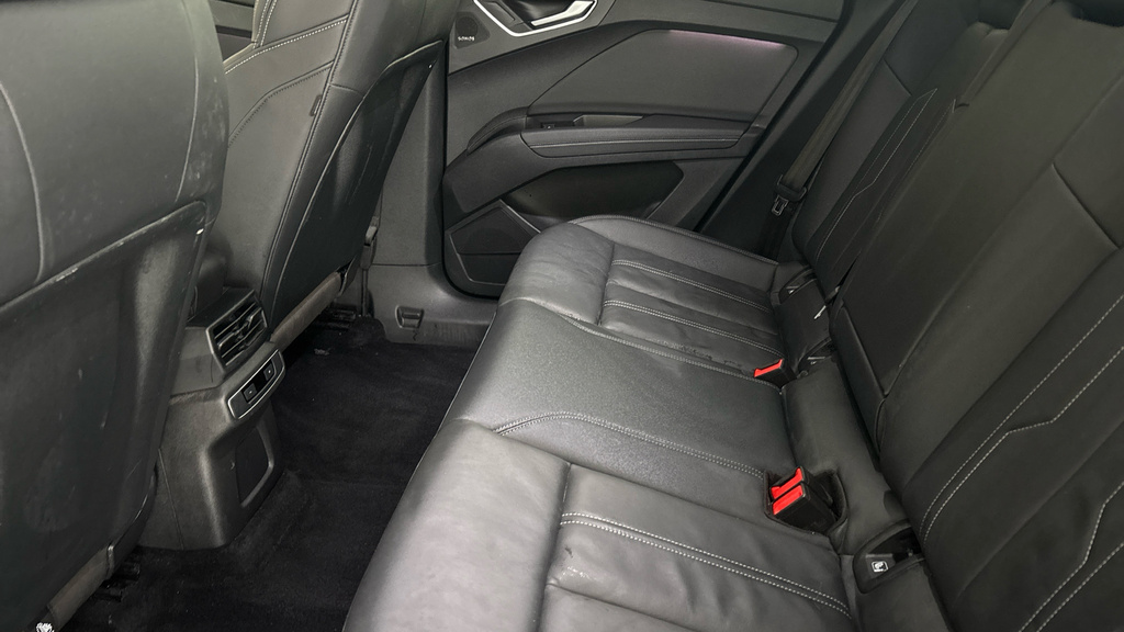 Audi Q4 E Tron 150Kw 40 82Kwh S Line Silver #17