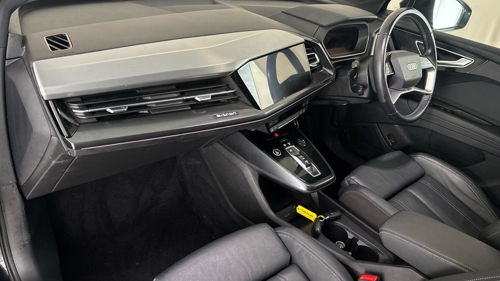 Audi Q4 E Tron 150Kw 40 82Kwh S Line Silver #10