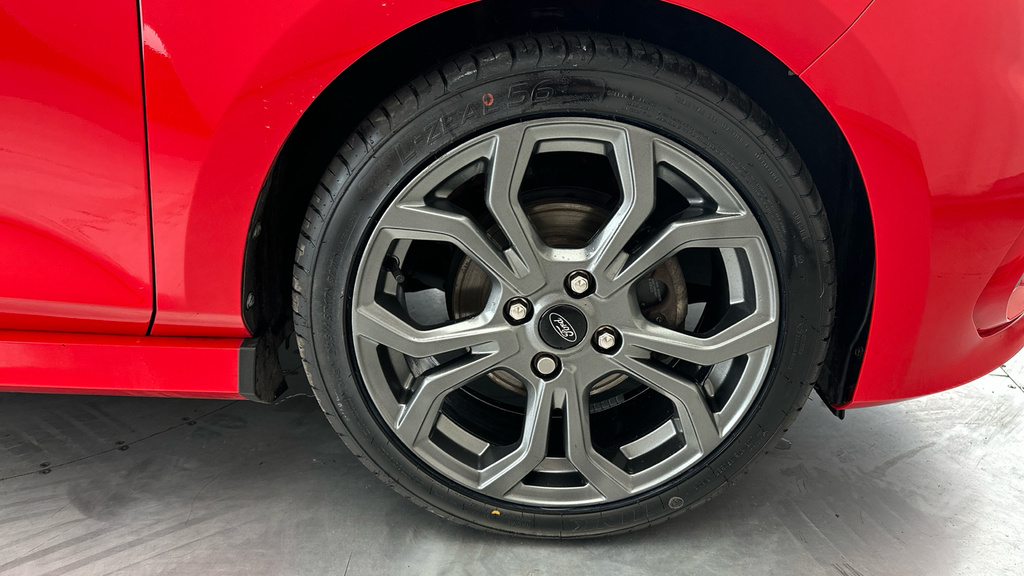 Ford Fiesta 1.0 Titanium 94 Bhp Red #24