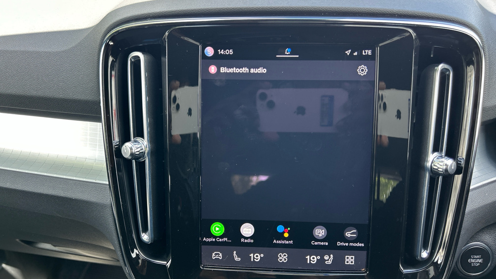 Volvo XC40 Recharge Plus, Single Motor Black #60