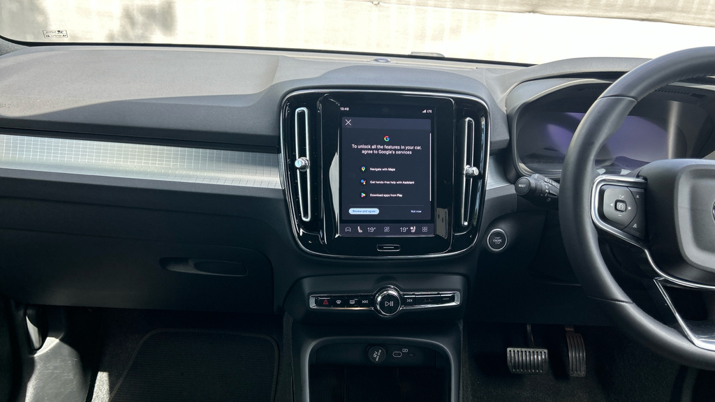 Volvo XC40 Recharge Plus, Single Motor Black #12