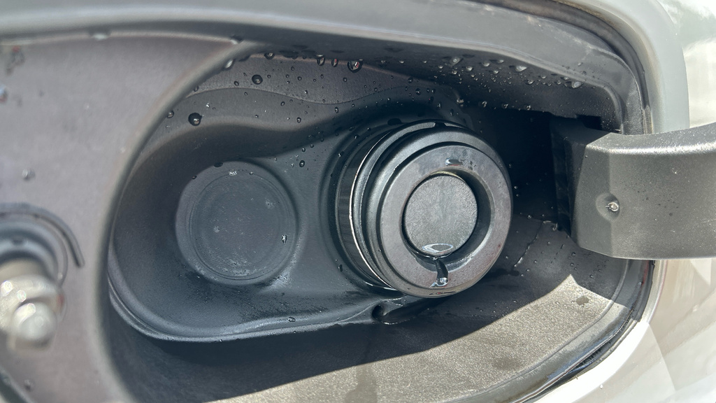 Volvo XC40 Recharge Plus, Single Motor Black #23