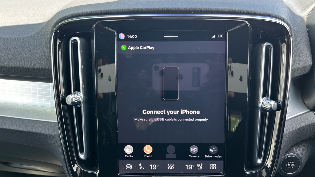 Volvo XC40 Recharge Plus, Single Motor Black #59