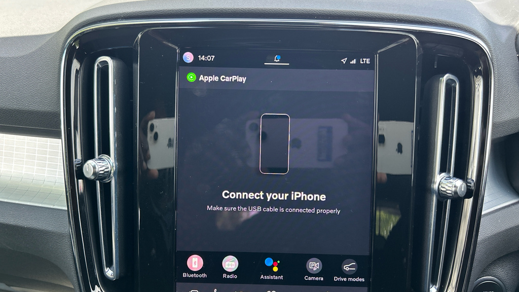 Volvo XC40 Recharge Plus, Single Motor Black #34
