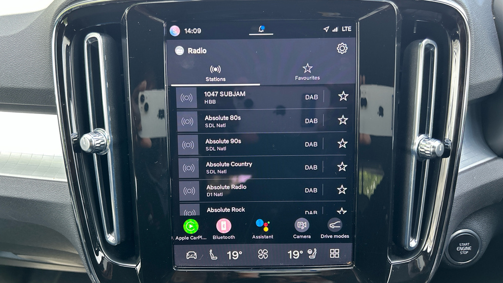 Volvo XC40 Recharge Plus, Single Motor Black #30