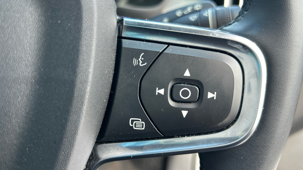 Volvo XC40 Recharge Plus, Single Motor Black #24