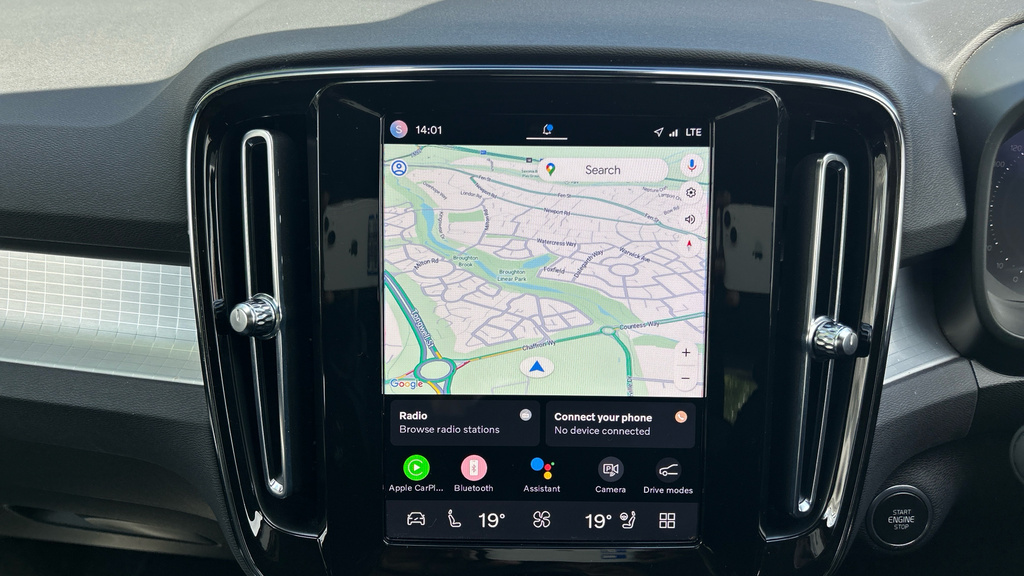 Volvo XC40 Recharge Plus, Single Motor Black #35