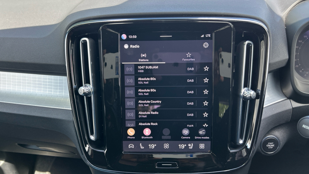 Volvo XC40 Recharge Plus, Single Motor Black #43