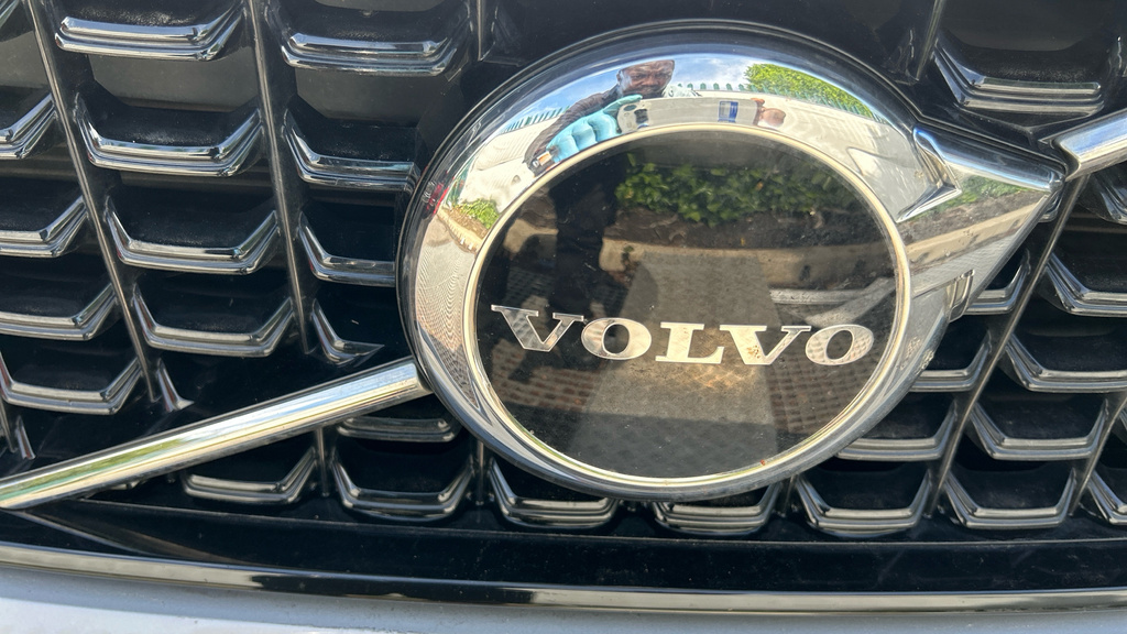 Volvo XC40 Recharge Plus, Single Motor Black #47