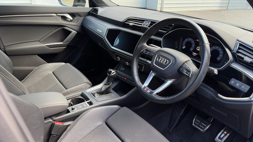Audi Q3 35 Tfsi S Line White #9