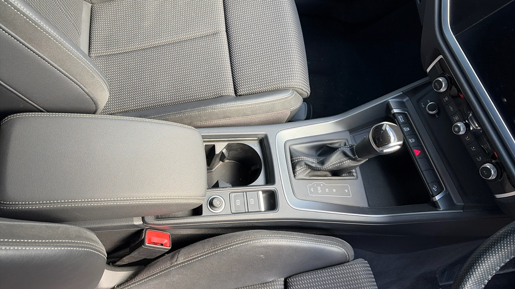 Audi Q3 35 Tfsi S Line White #31