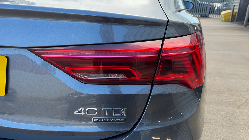 Audi Q3 35 Tfsi S Line White #37