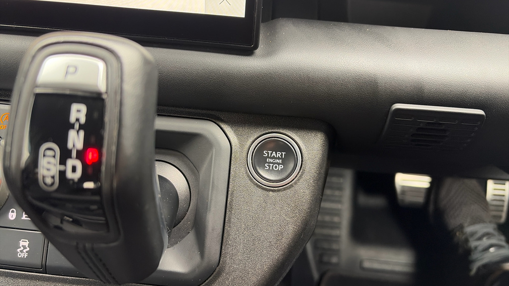 Land Rover Defender Hard Top #13