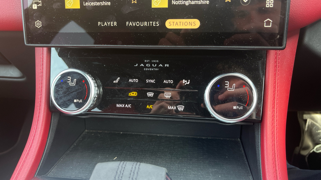 Jaguar F-Pace 2.0 D200 R-dynamic Se Awd Estate Grey #34