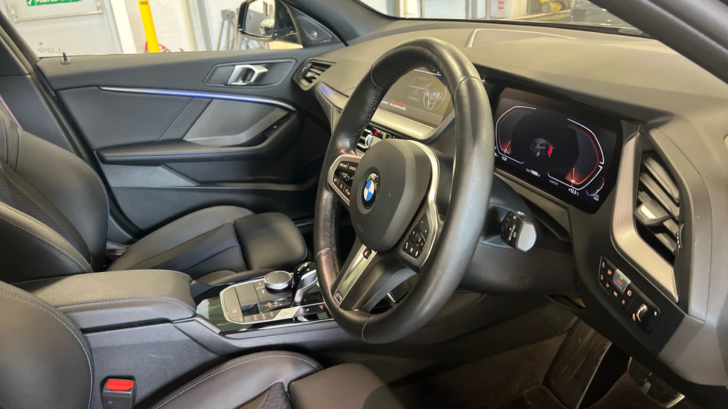 BMW 1 Series 128Ti Black #19