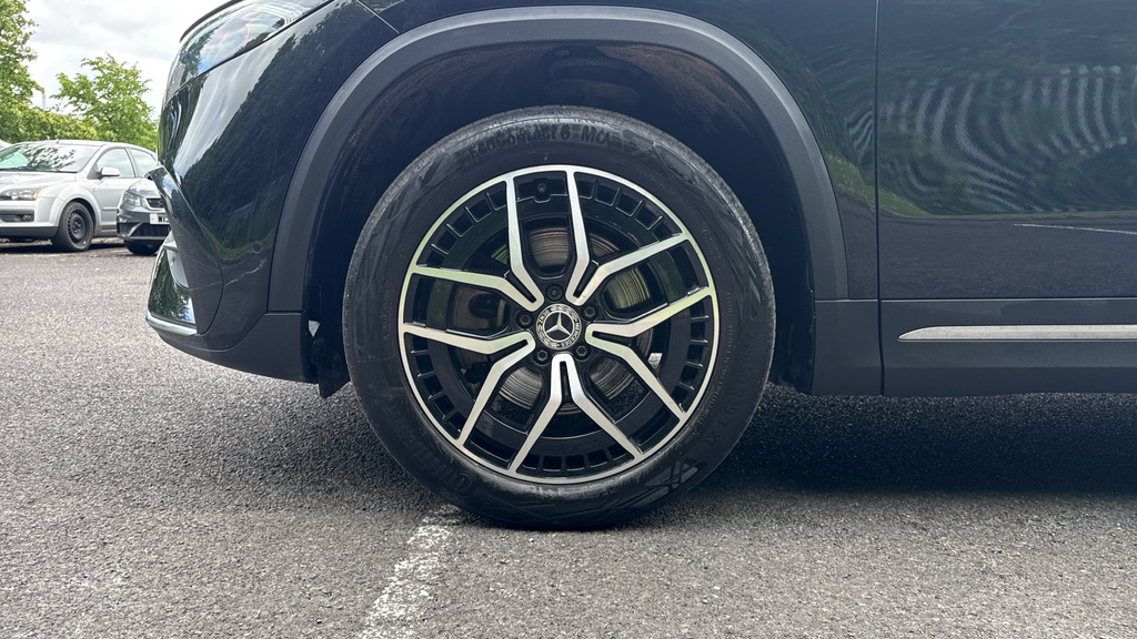 Mercedes-Benz EQA Amg Line Premium Black #22