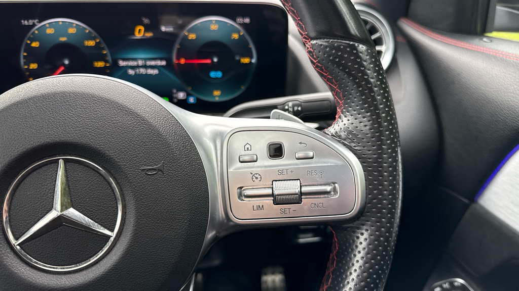 Mercedes-Benz EQA Amg Line Premium Black #13