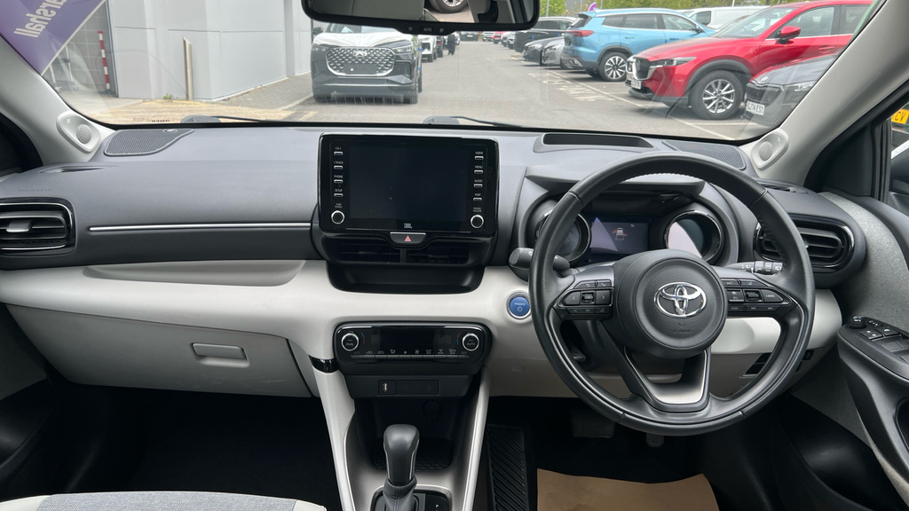 Toyota Yaris Dynamic Blue #11