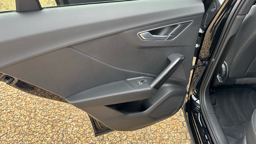 Audi Q2 30 Tfsi Sport Cs Black #41