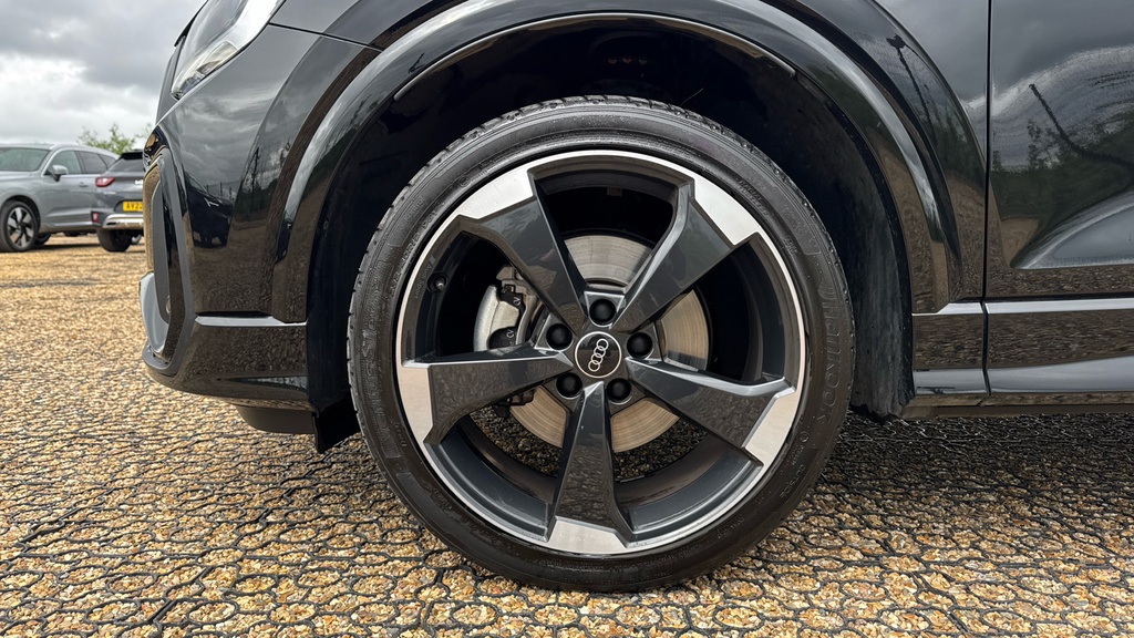 Audi Q2 30 Tfsi Sport Cs Black #18