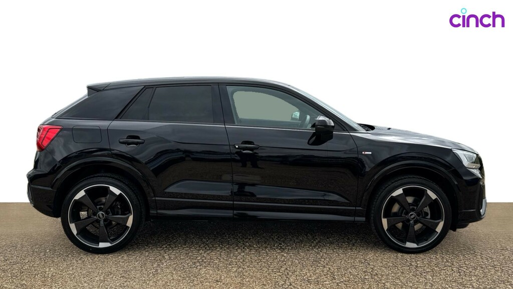 Audi Q2 30 Tfsi Sport Cs Black #2