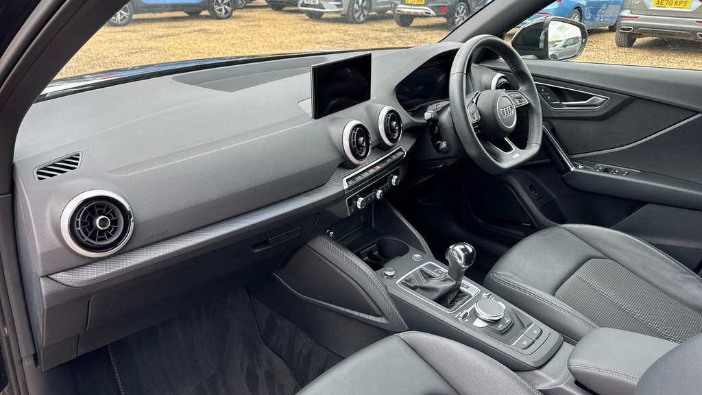Audi Q2 30 Tfsi Sport Cs Black #10