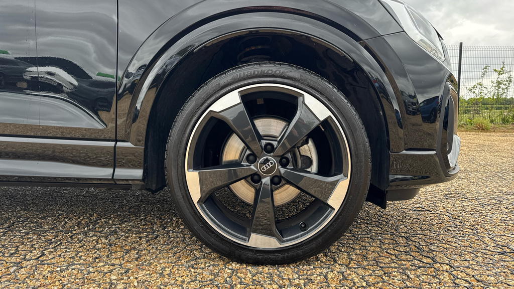 Audi Q2 30 Tfsi Sport Cs Black #17