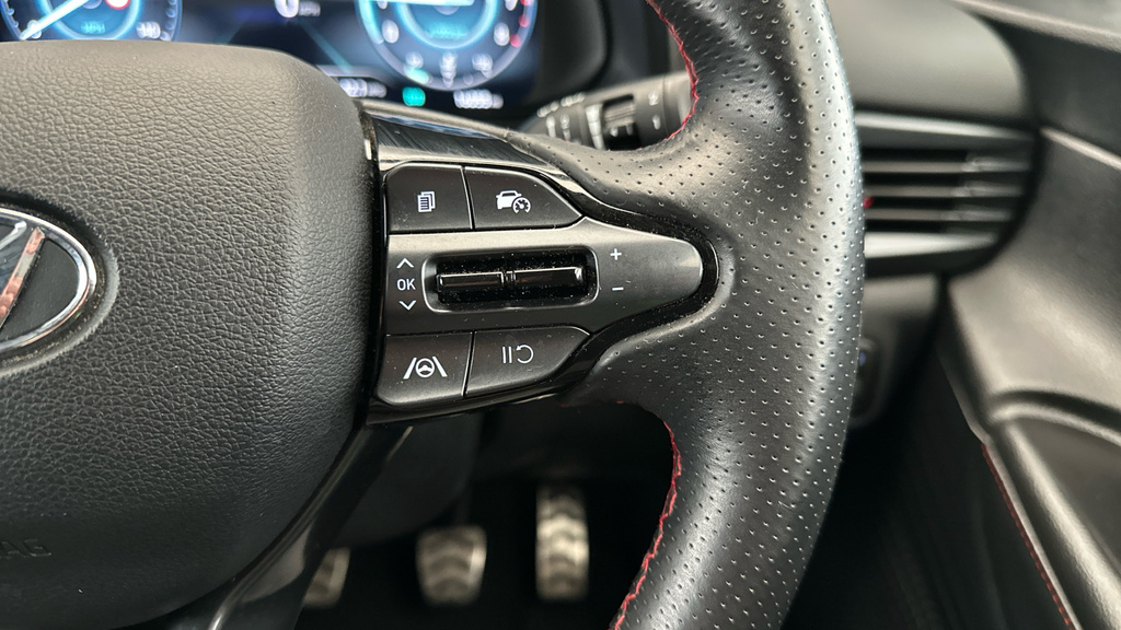 Hyundai I20 Premium White #16