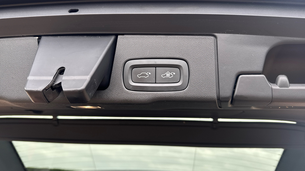 Volvo XC60 R Design Grey #44