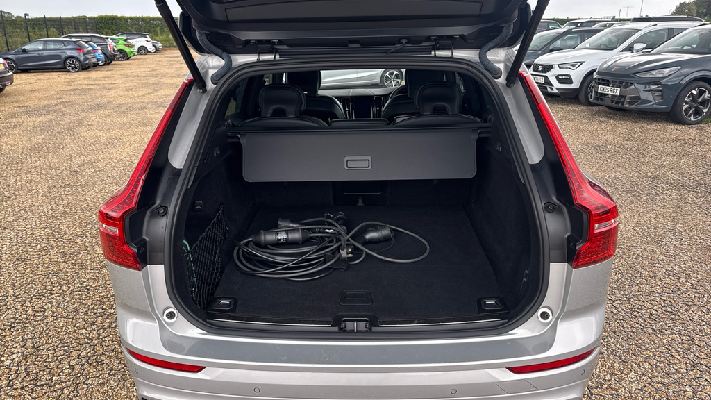 Volvo XC60 R Design Grey #15